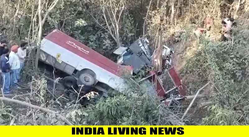 चंडीगढ़-मनाली एनएच पर दर्दनाक एक्सीडेंट : गाड़ी खाई में गिरी, चार लोगों की मौत