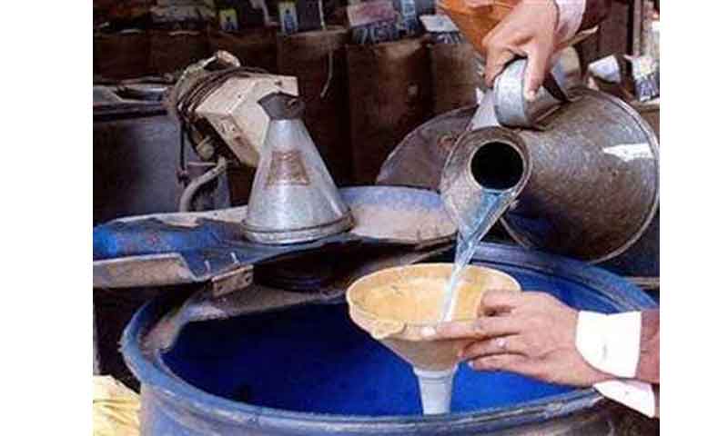 LPG संकट : अब फिर से राशन की दुकानों पर मिलेगा मिट्टी का तेल